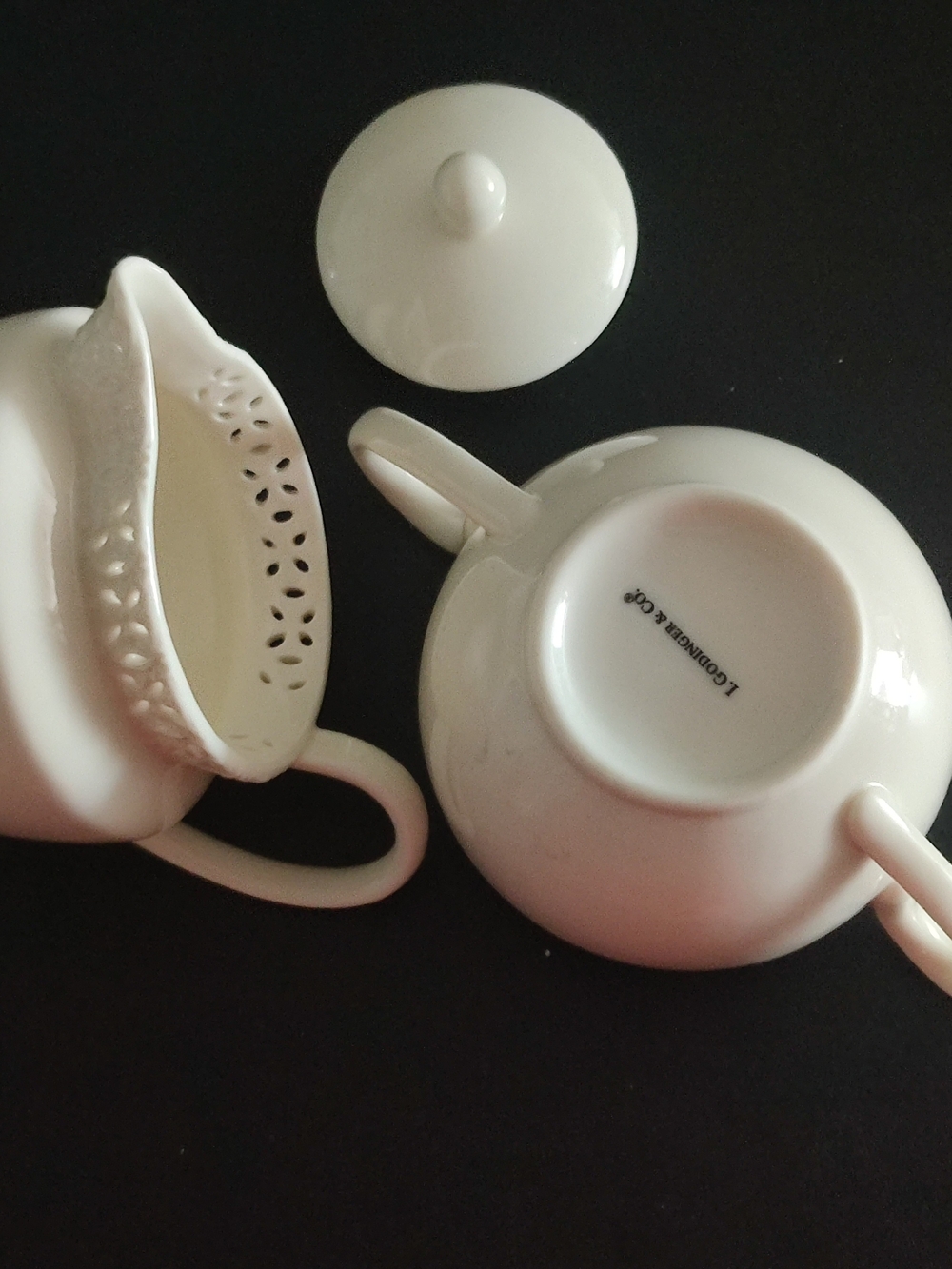 Vintage I. Godinger & Co. Cream Lace Creamer Sugar Bowl Set
